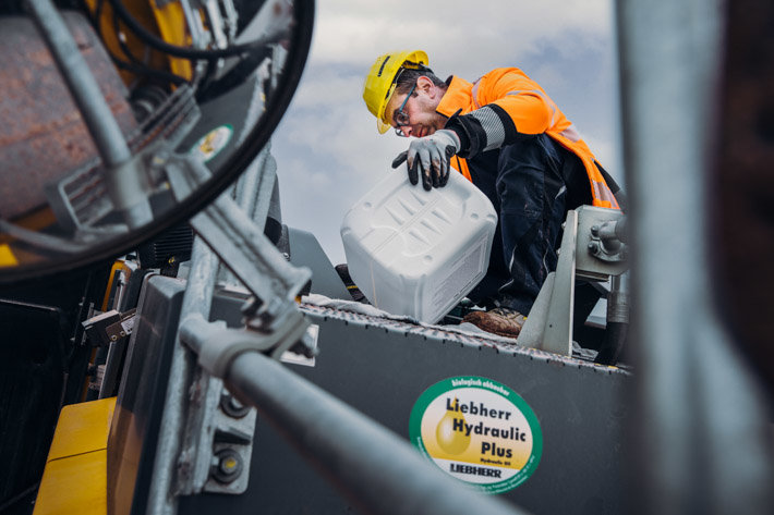 Four new Liebherr machines for Feickert